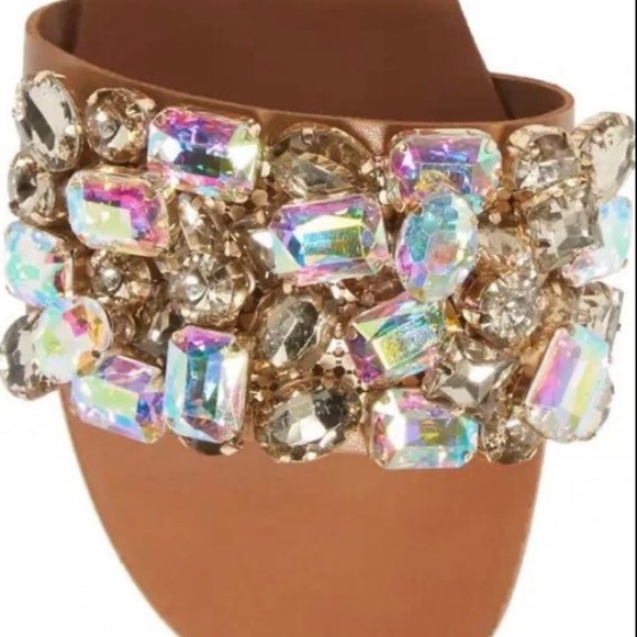 Such a steal!! BRAND NEW! 💎 Steve Madden Rhinestone Sandals! - Picture 5 of 8